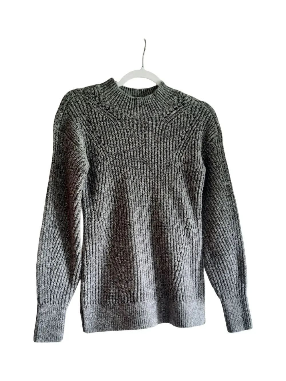 Abercrombie & Fitch Gray Ribbed Mock Neck Sweater